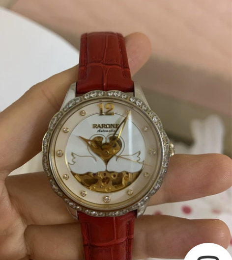 实拍雷诺女士镂空带钻正品机械表，8成新，仅...