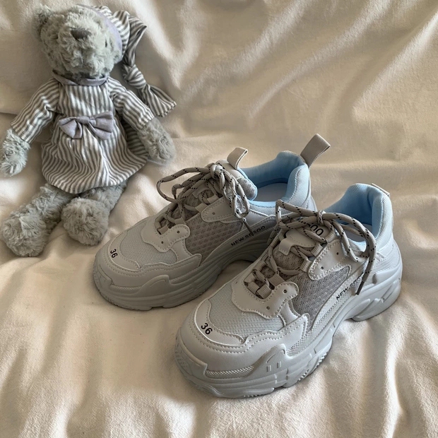 这个月从鹤铃淘宝店上购入,全新