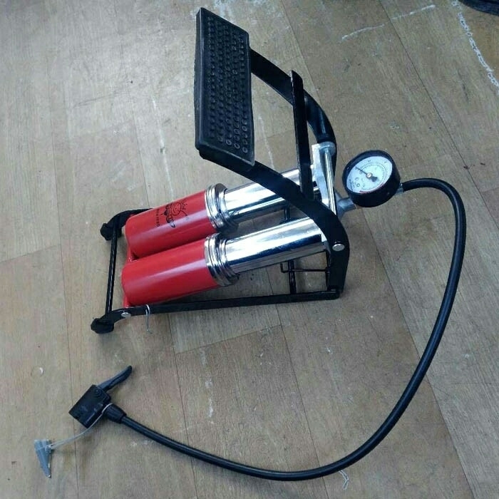 摩托车电瓶车通用脚踩打气筒高压便携车载汽车...