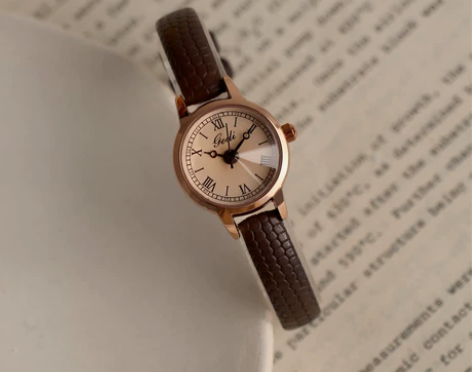 手表女小巧精致女款ins小众设计轻奢202...