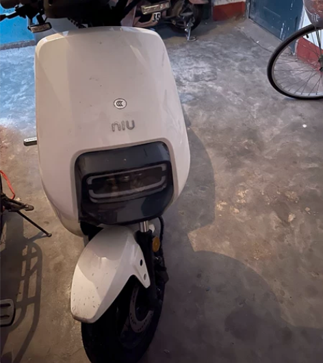 出售小牛电动摩托车，就骑了一个月，今年6月...