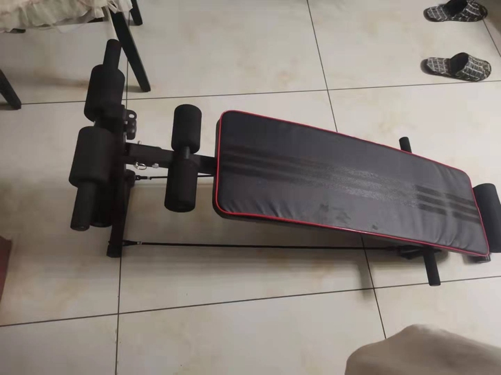 仰卧起坐健身器材家用男腹肌板运动辅助器收腹...