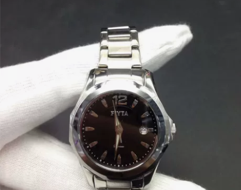 全新飞亚达女士手表，蓝宝石镜面盘面2.8厘...