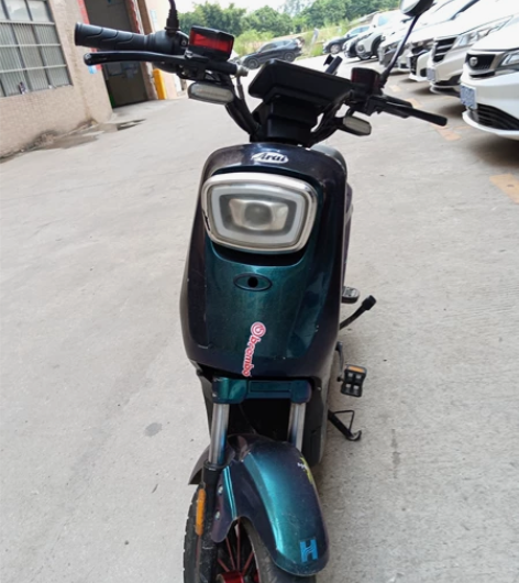 同城交易  二手 哈罗外卖电动车 用了半年...