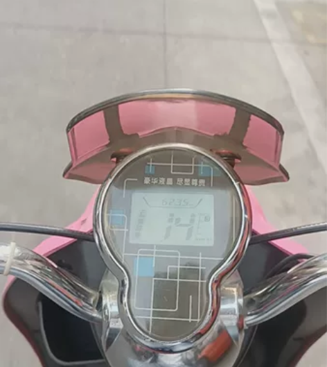 小龟王电动车转让998，车子正常使用，电瓶...
