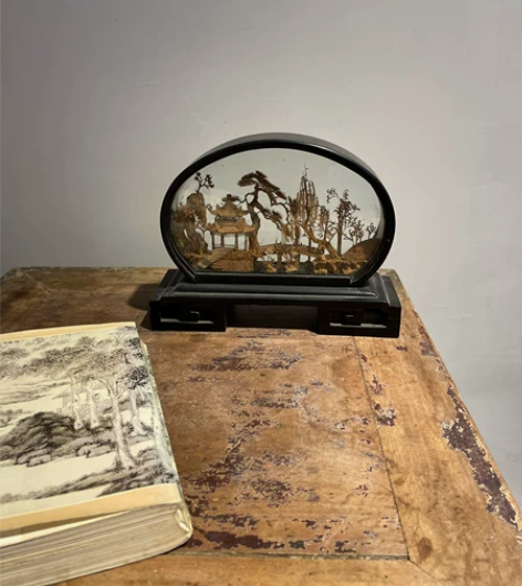 大漆木胎软木画,摆件,画面清丽,亭、桥、松...