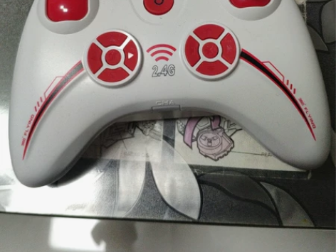 SYMA遥控器2.4g遥控器，可能是飞机遥...