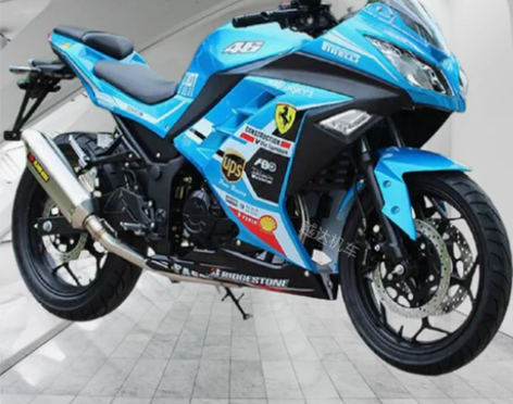 小忍者摩托车川崎400跑车双缸地平线V6水...