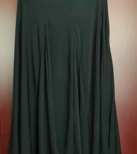 黑色大摆裙闲置。 摩登练功服,广场舞,拉丁...