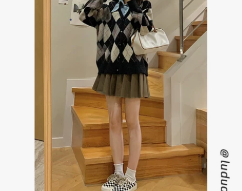 【狂欢价】卡其色百褶裙女春秋冬半身裙学院风...