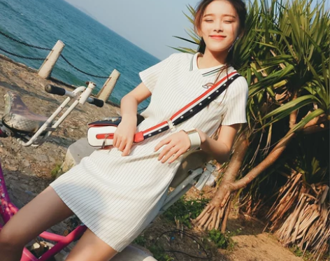 条纹连衣裙女夏季新款韩版学院风宽松百搭裙子...