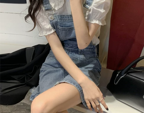 牛仔背带裙女2022年夏季新款法式温柔风小...