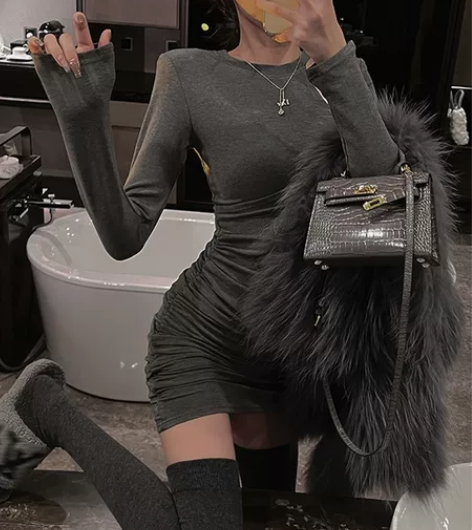 IN MIMIFACE 黑色紧身打底连衣裙...