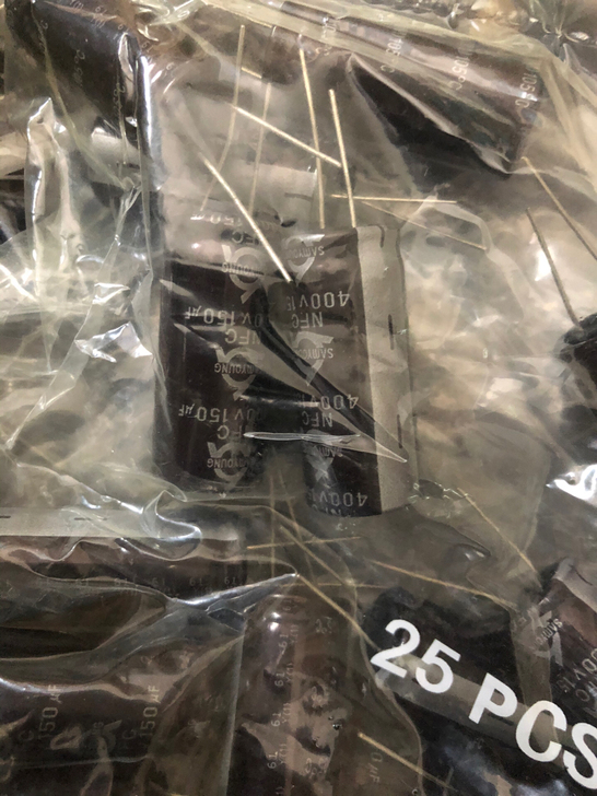 300个三莹电容400v150uf.体积1...