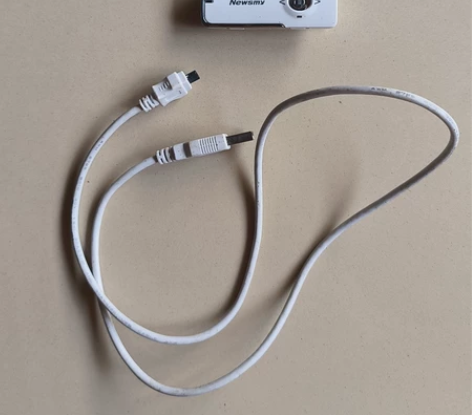纽曼newsmy B100 MP3 播放器...
