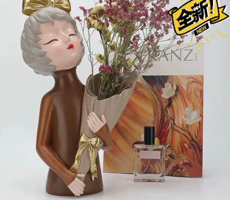 北欧轻奢风捧花女孩摆件装饰品客厅电视柜家居...
