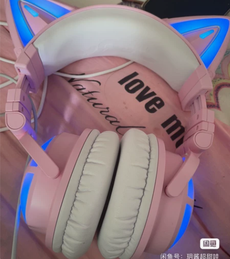 出妖舞三代蓝牙耳机，不是3s。功能一切正常...