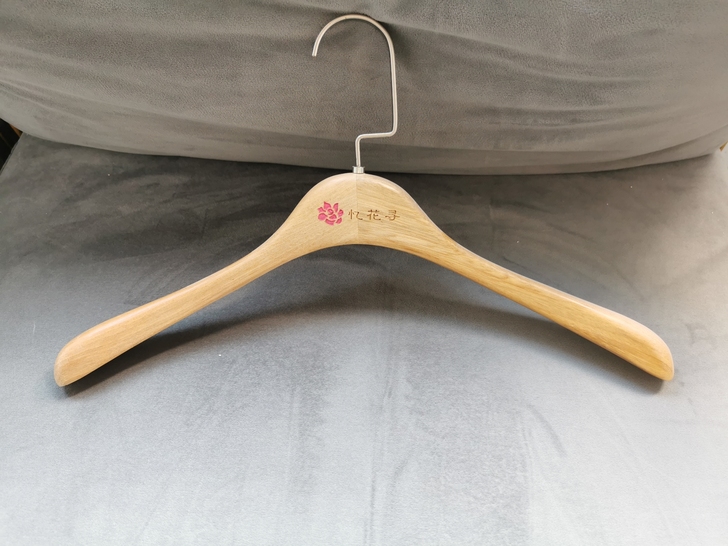 39cm*2.5cm开店，家里衣柜非常适合