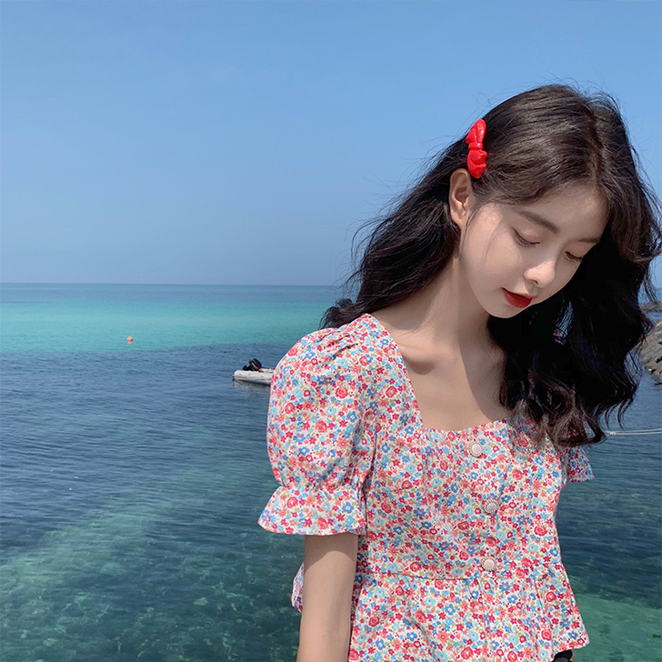 范智乔 衬衫，碎花衣服很多，没穿过几次压箱...
