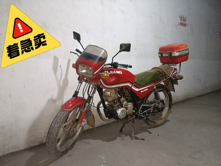钱江铃木王款125，发动机皮实耐用，爬坡能...