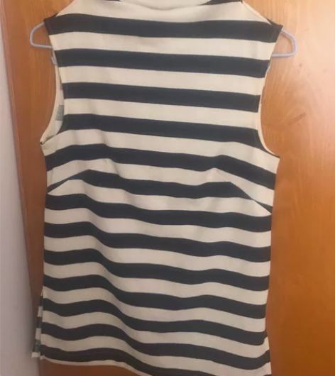 hm蓝白色条纹无袖上衣，背心，上身超有型的...