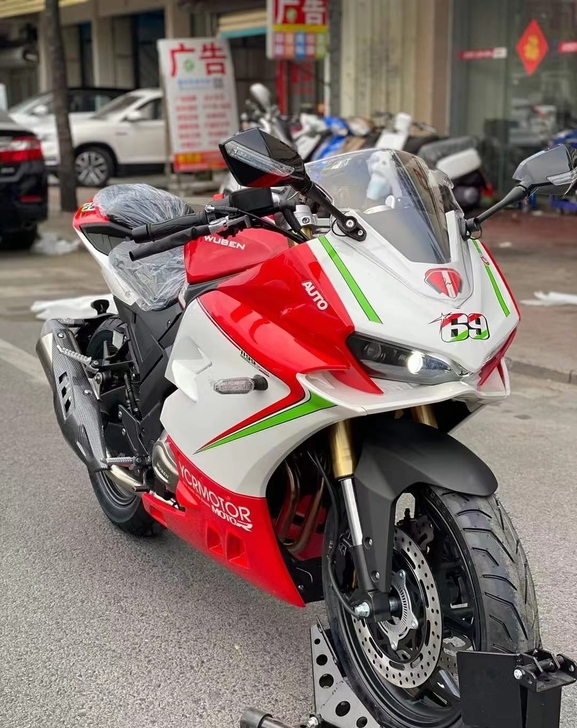 全新公路赛车二手摩托车精品车本田，铃木，雅...