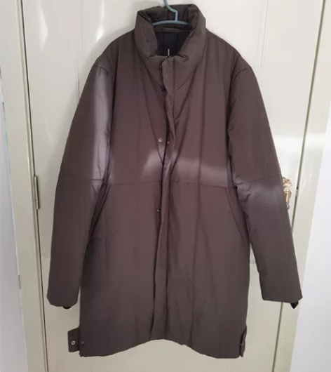 七成新羽绒服男 包邮 580购买于实体店,...