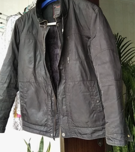 男士，雅鹿羽绒服，185/100A，闲置，...