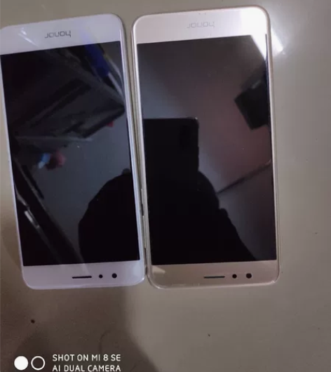 荣耀8原装拆机屏幕，触摸正常，显示正常，是...