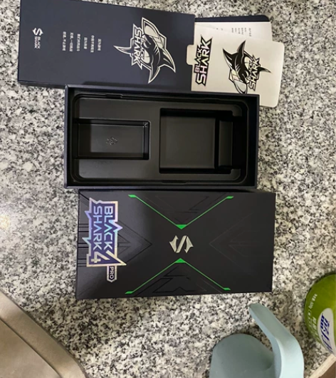 黑纱4pro手机壳，黑鲨4pro包装盒，不...