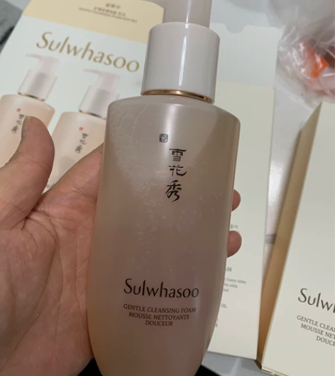 【全新】雪花秀顺行泡沫洁面1瓶（200ml...