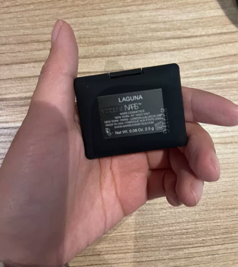 全新nars修容，盒子不在了 感兴趣的话点...