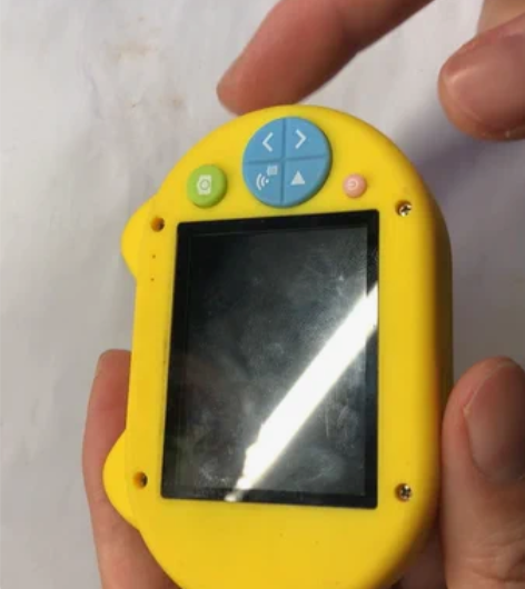 黄色猫头鹰儿童相机 淘宝全新的200多,...