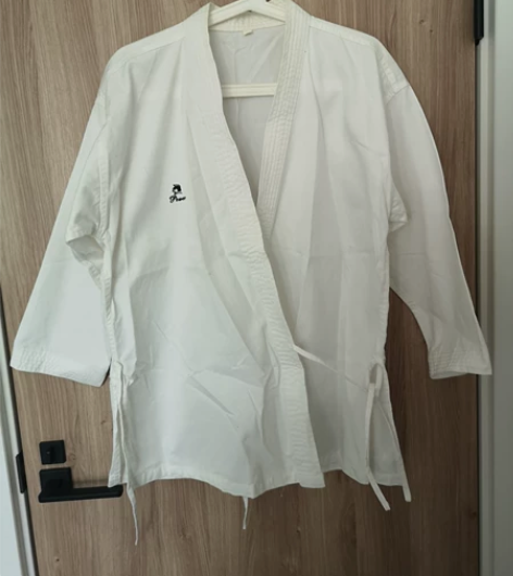 空手道道服 尺码160/84 穿过几次，成...