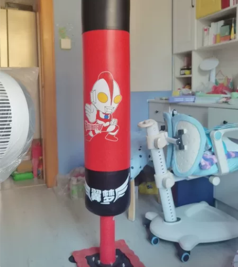 同城上门自提，闲置拳击沙袋一个 感兴趣的话...