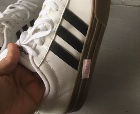 二手正品阿迪轻便透气休闲运动鞋39码  保...
