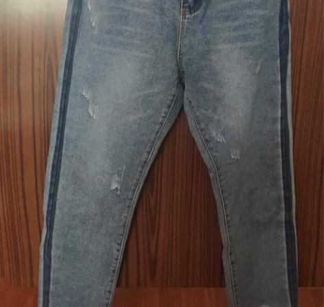 女牛仔九分裤 感兴趣的话点“我想要”和我私...