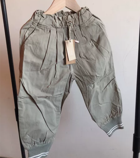 多听家 豆绿色花瓣裤 120码全新带吊牌 ...