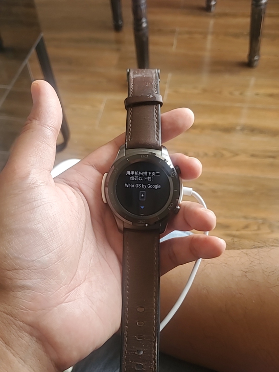 华为watch2pro，一表一充，正常使用...