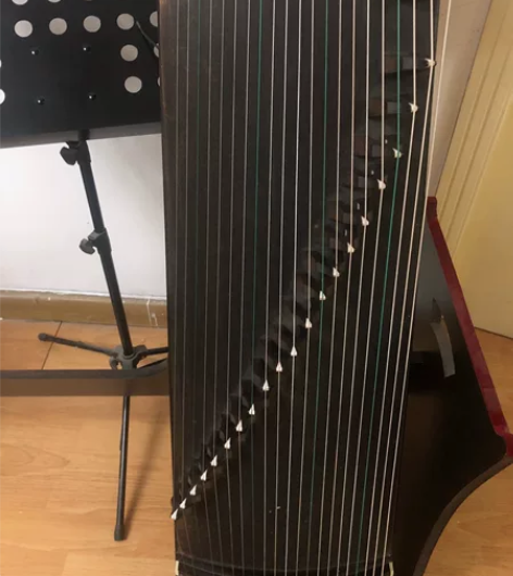 古筝，不学了，要搬家，喜欢带走，有架子，有...