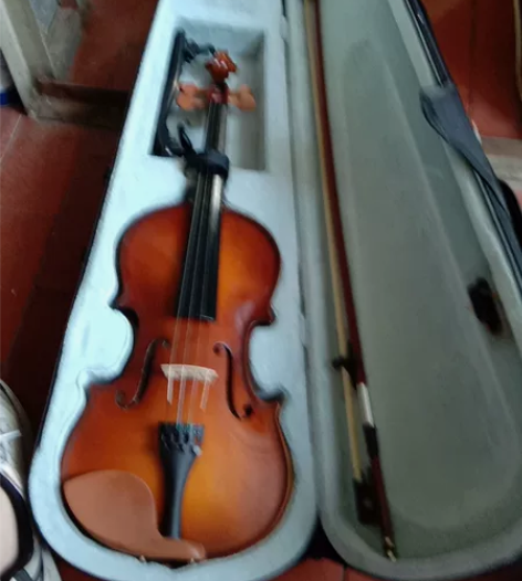 二手小提琴八成新 感兴趣的话点“我想要”和...