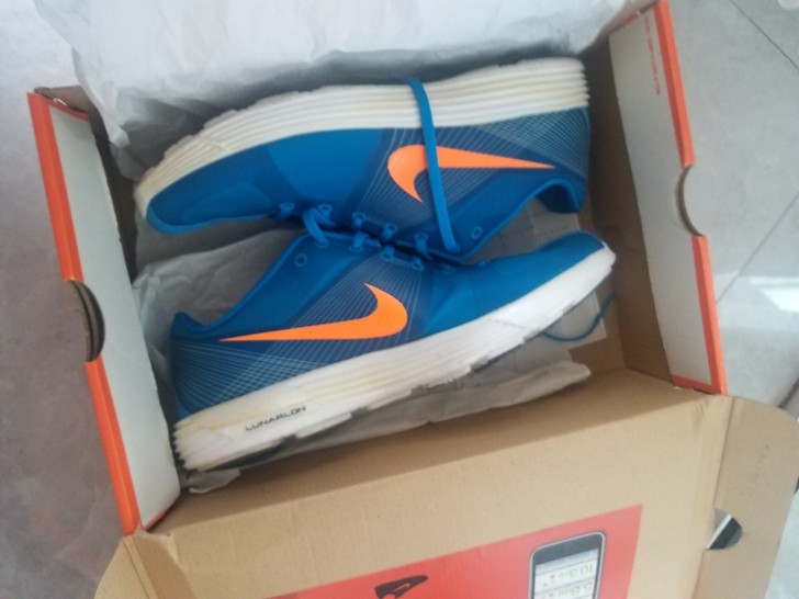 nike 耐克lunar 跑鞋，老款，就穿...