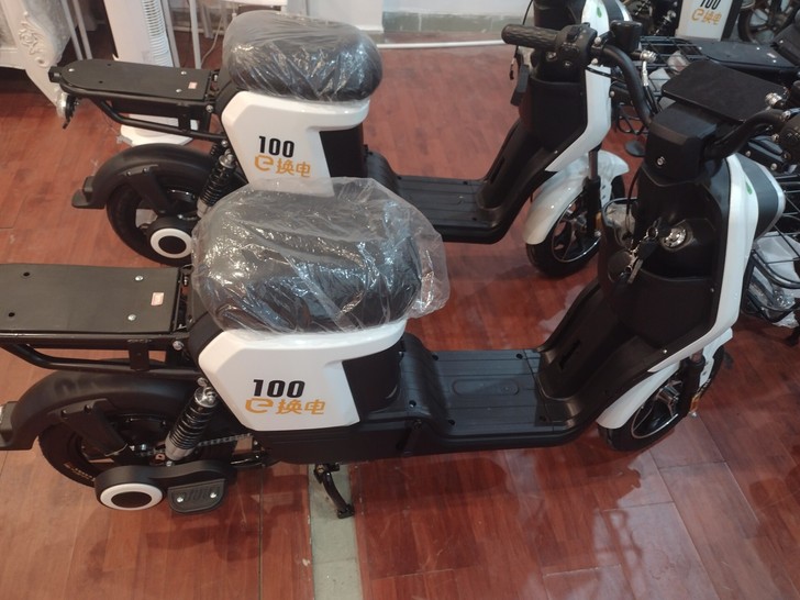 五羊009 e换电 e100 以租代购 分...