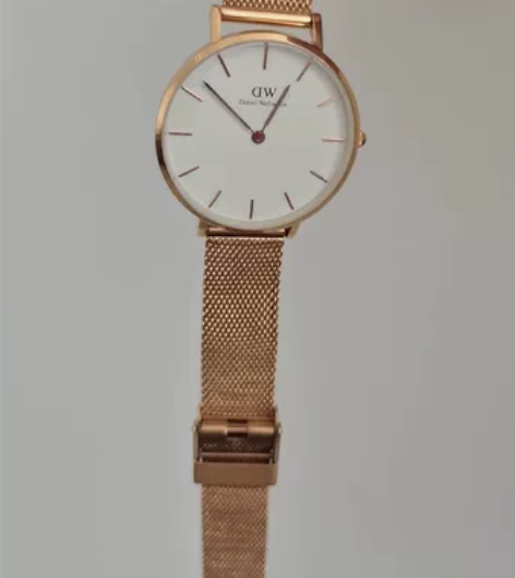 DW女士手表,九层新,包邮 感兴趣的话点“...