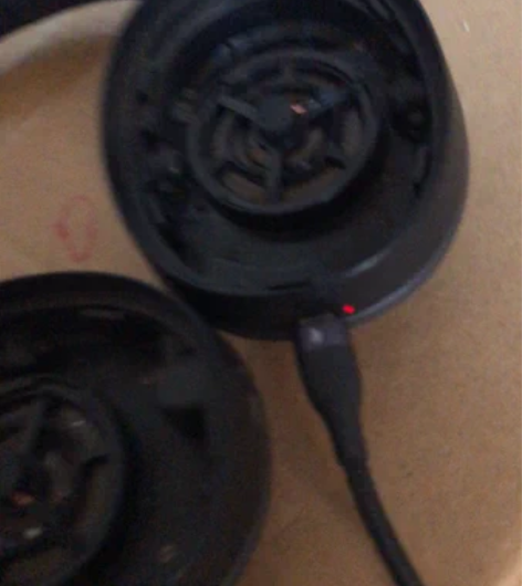 索尼 WH-1000xm2成色还行，无耳罩...