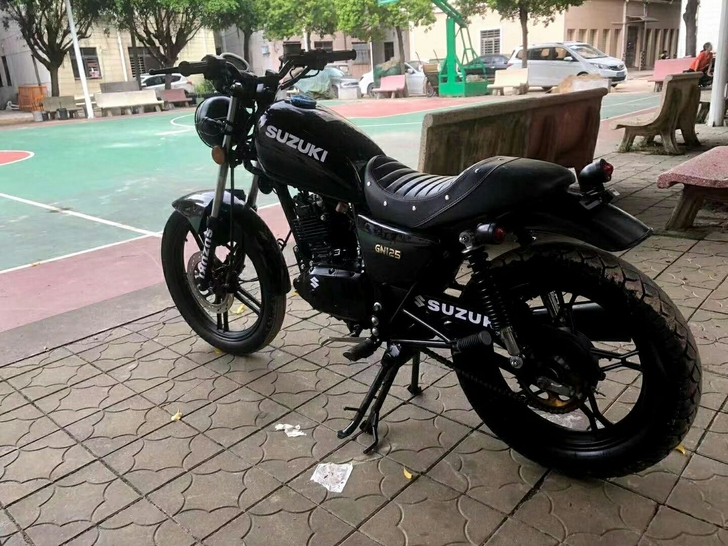 铃木复古125cc,二手车的价格 全新车的...