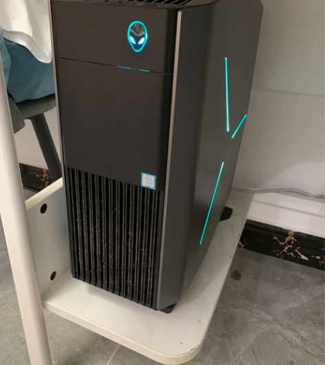 佛系出自用外星人台式机Aurora R7-...