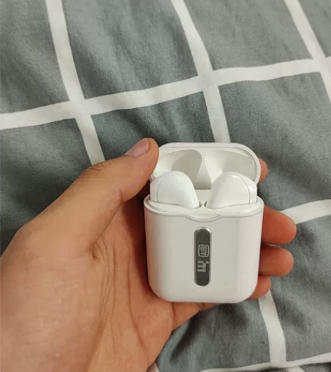 爱奇艺绝版蓝牙耳机便宜出 感兴趣的话点“我...