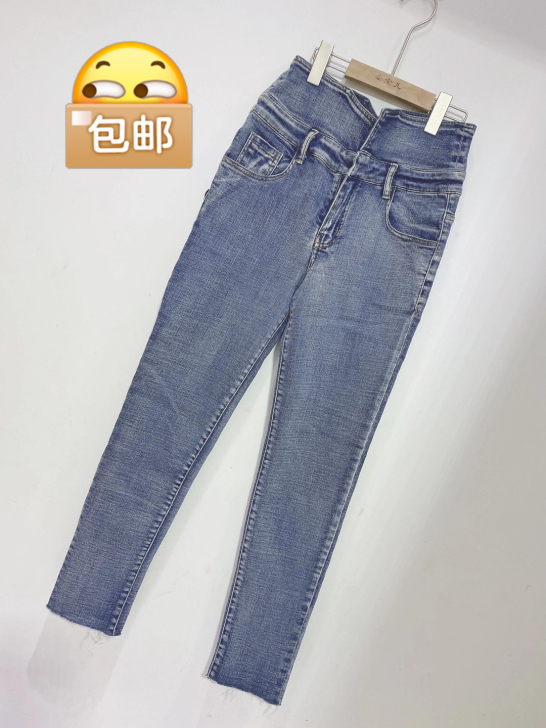 特价19.9元包邮，女款高腰牛仔裤，瘦的成...