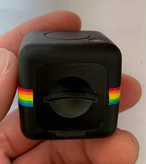 宝丽来 相机机 32g 二代 感兴趣的话点...